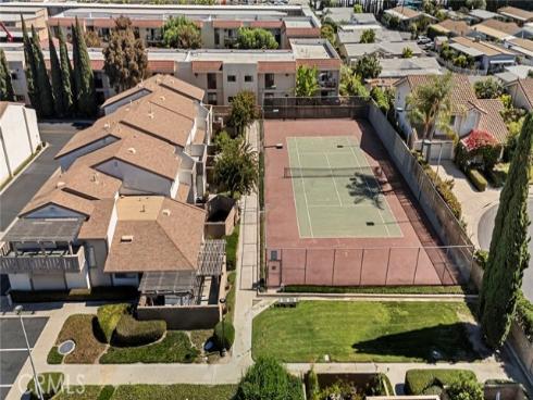 5112 W 1st  C , Santa Ana, CA