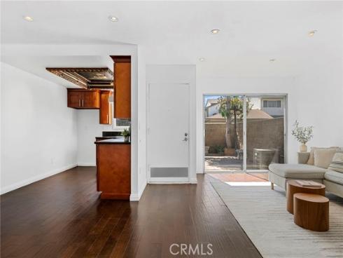 5112 W 1st  C , Santa Ana, CA