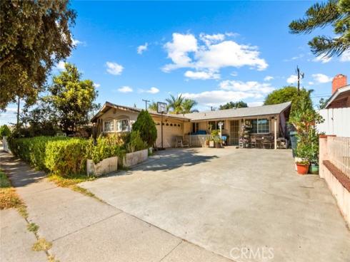 3413 W James   Avenue, Santa Ana, CA