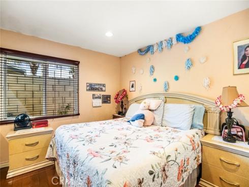 3413 W James   Avenue, Santa Ana, CA