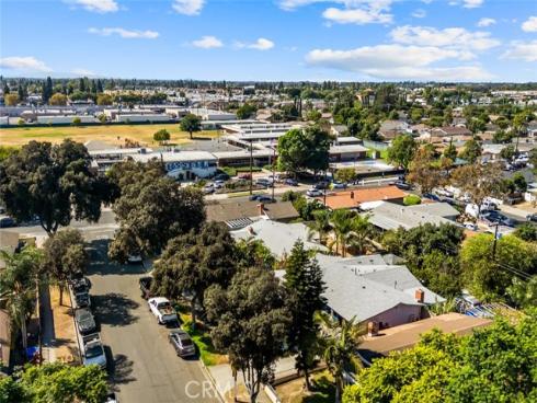 3413 W James   Avenue, Santa Ana, CA