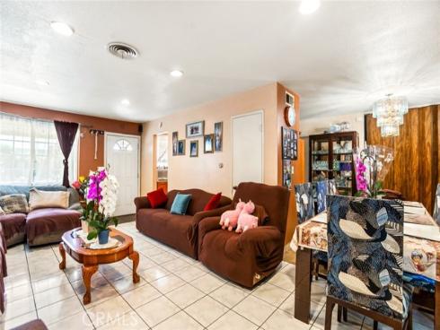 3413 W James   Avenue, Santa Ana, CA