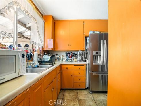 3413 W James   Avenue, Santa Ana, CA