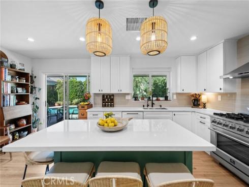 1109 W 21st   Street, Santa Ana, CA