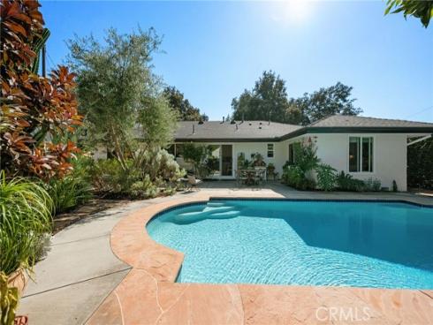 1109 W 21st   Street, Santa Ana, CA