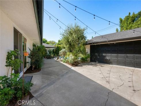 1109 W 21st   Street, Santa Ana, CA