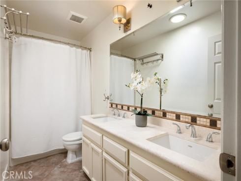 2333 N Lowell   Lane, Santa Ana, CA