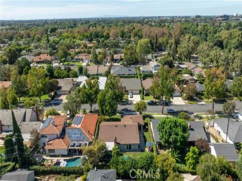 2333 N Lowell   Lane, Santa Ana, CA