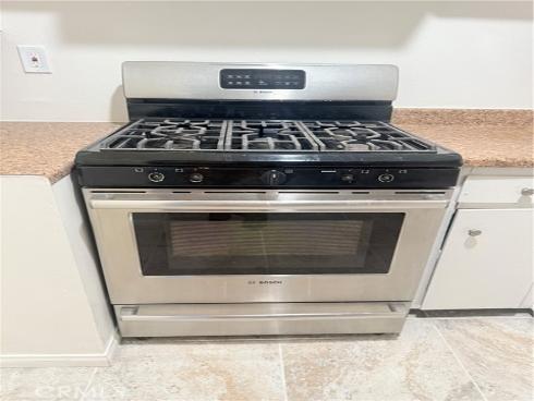 1000 E Bishop  M2  Street, Santa Ana, CA