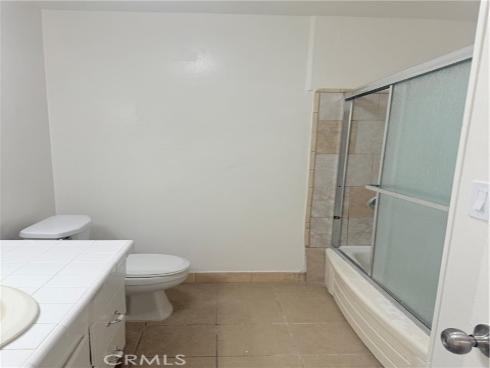 1000 E Bishop  M2  Street, Santa Ana, CA