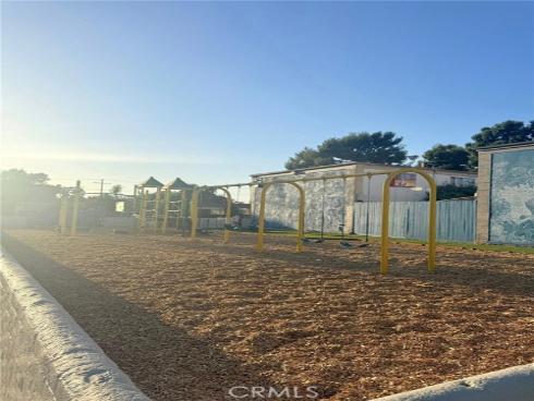 1000 E Bishop  M2  Street, Santa Ana, CA