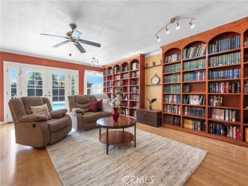 1116 W 21st   Street, Santa Ana, CA