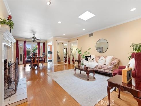 1116 W 21st   Street, Santa Ana, CA