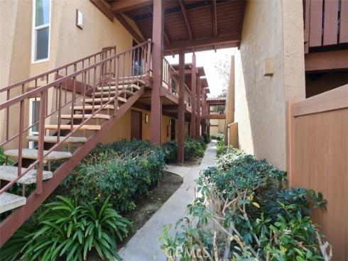 1030 W Macarthur  21  Boulevard, Santa Ana, CA