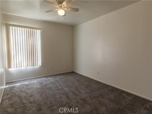 1040 W Macarthur  66  Boulevard, Santa Ana, CA