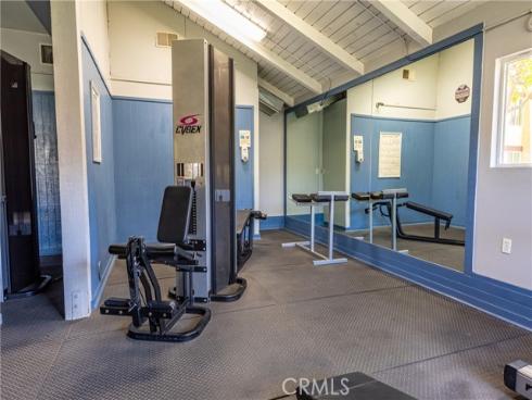 1040 W Macarthur  66  Boulevard, Santa Ana, CA