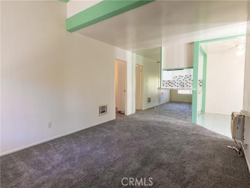 1040 W Macarthur  66  Boulevard, Santa Ana, CA