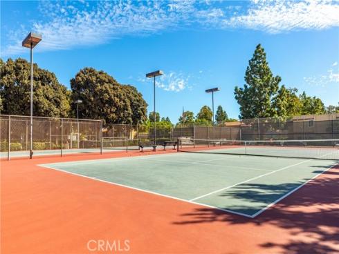 1040 W Macarthur  66  Boulevard, Santa Ana, CA