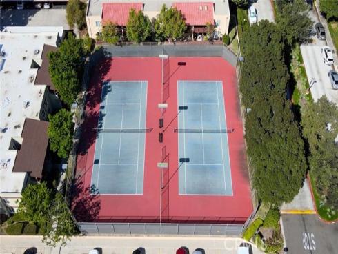 1040 W Macarthur  66  Boulevard, Santa Ana, CA