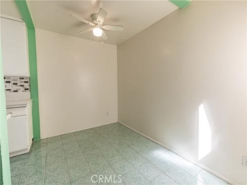 1040 W Macarthur  66  Boulevard, Santa Ana, CA