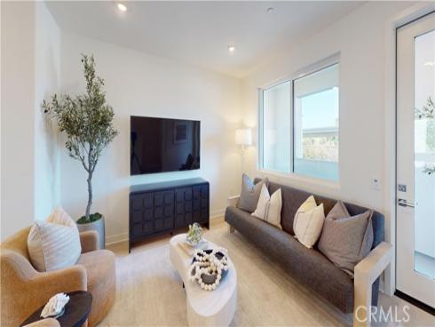 1882  E. 1st  260  Street, Santa Ana, CA