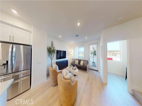 1882  E. 1st  260  Street, Santa Ana, CA