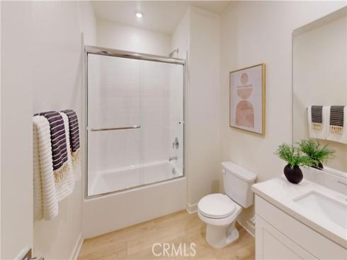 1882  E. 1st  260  Street, Santa Ana, CA