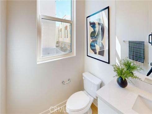 1882  E. 1st  260  Street, Santa Ana, CA