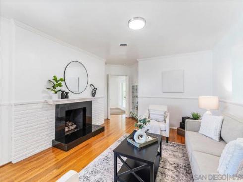 2602 N Louise  , Santa Ana, CA