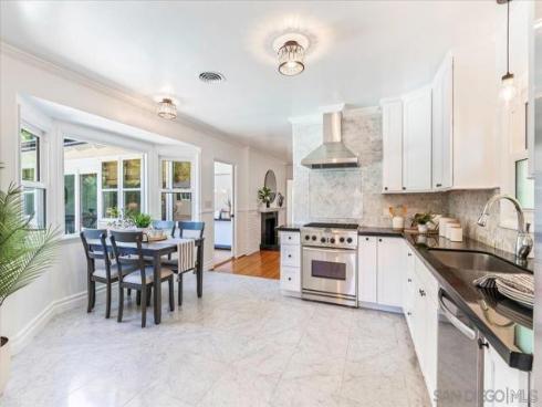 2602 N Louise  , Santa Ana, CA