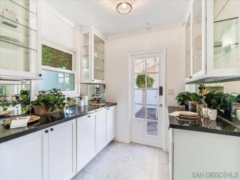 2602 N Louise  , Santa Ana, CA