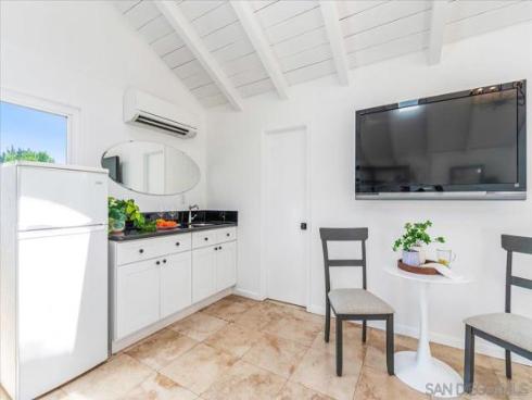 2602 N Louise  , Santa Ana, CA