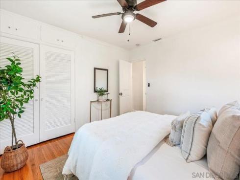 2602 N Louise  , Santa Ana, CA