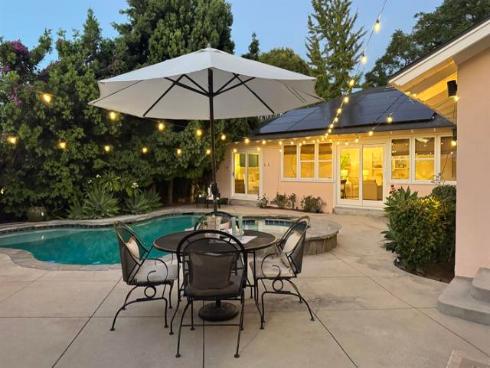 2602 N Louise  , Santa Ana, CA