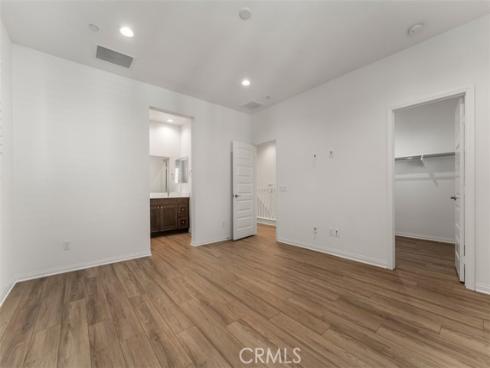 921 E 3rd Street, Santa Ana, CA