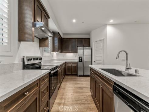 921 E 3rd Street, Santa Ana, CA