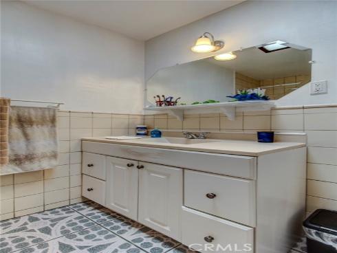 1402 S Poplar   Street, Santa Ana, CA