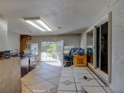 1402 S Poplar   Street, Santa Ana, CA