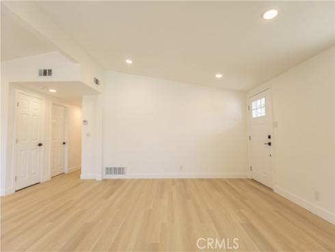 413 S Poplar , Santa Ana, CA