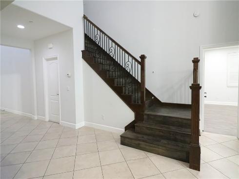 2850 N Stone Pine  , Santa Ana, CA