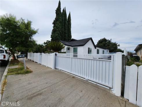 1819 W 2nd , Santa Ana, CA