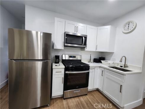 1819 W 2nd , Santa Ana, CA