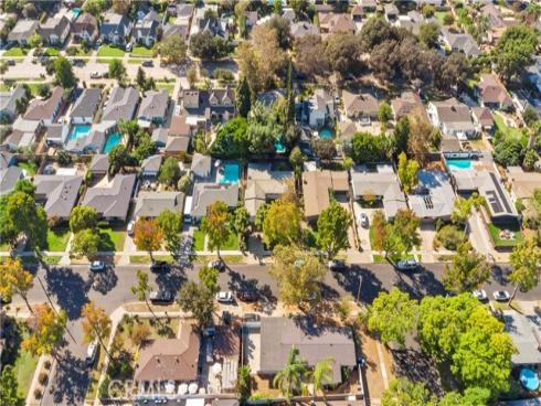 2432  Larchmont   AvenueAve, Santa Ana, CA