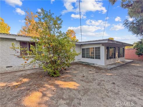 2432  Larchmont   AvenueAve, Santa Ana, CA