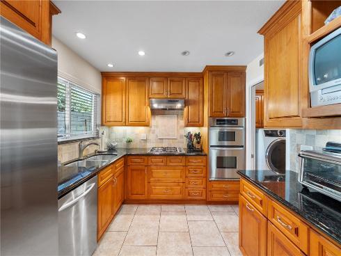 1701 E 6th  , Santa Ana, CA