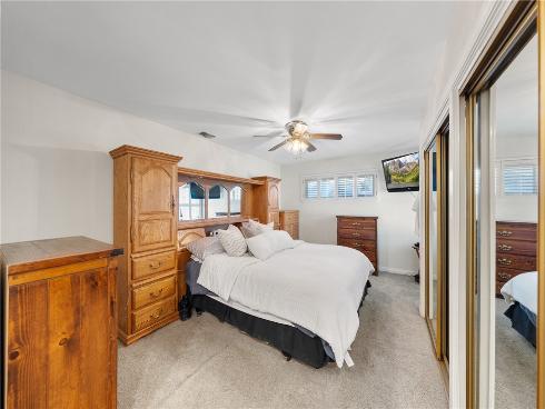 1701 E 6th  , Santa Ana, CA