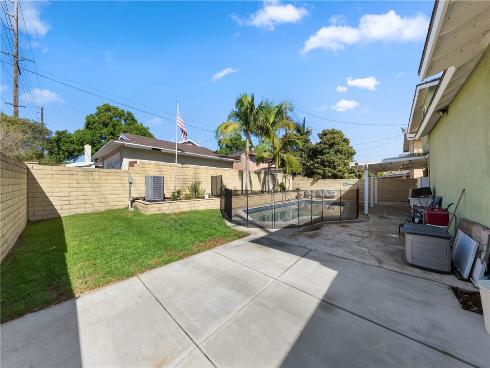 1701 E 6th  , Santa Ana, CA