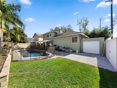 1701 E 6th  , Santa Ana, CA