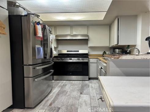 700 W 3rd  C206 , Santa Ana, CA