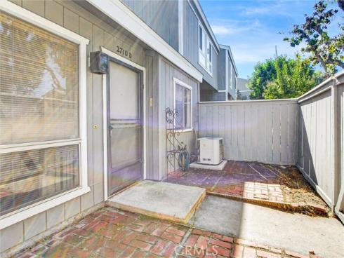 2710 W Segerstrom D Avenue, Santa Ana, CA